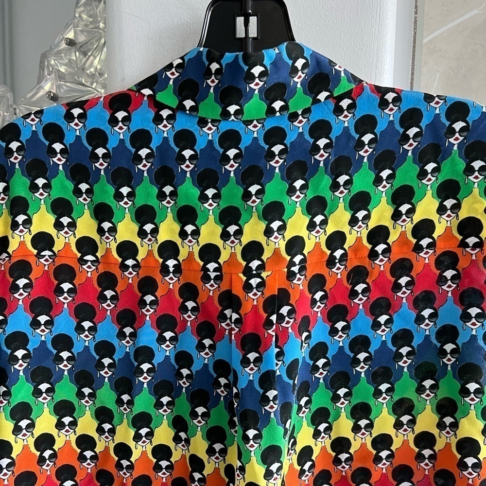 Alice + Olivia Willa Rainbow Logo Print Blouse - Picture 8 of 15